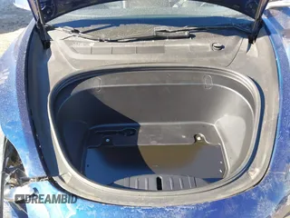 2018 Tesla Model 3 Long Range Battery with VIN 5YJ3E1EA0JF037736, listed as a IAAI auction lot 41423506 with 23,675 mi miles and . Bid and sale history available at DreamBid. Image 10.