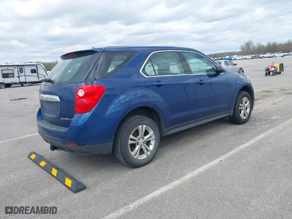 2010 Chevrolet Equinox LS with VIN 2CNALBEW6A6257723, listed as a IAAI auction lot 42032514 with 166,952 mi miles. Bid and sale history available at carsss.com. Image 4.