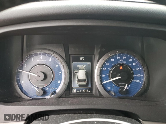 2015 Toyota Sienna Limited with VIN 5TDDK3DC4FS096402, listed as a Copart auction lot 59306665 with 117,012 mi miles and Salvage title. Bid and sale history available at DreamBid. Image 9.