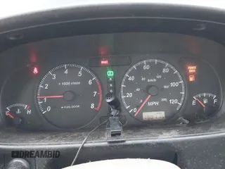 2000 Isuzu Rodeo z VIN 4S2DM58W5Y4327854, wystawiony jako IAAI lot #41288281 z przebiegiem 190 115 mil mil oraz . Historia ofert i sprzedaży dostępna na DreamBid. Obrazek 7.