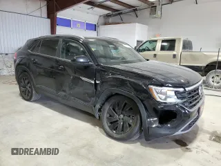 2024 Volkswagen Atlas SE z VIN 1V2KE2CA8RC240854, wystawiony jako Copart lot #53990835 z przebiegiem 12 291 mil mil oraz Szkoda całkowita • Salvage title. Historia ofert i sprzedaży dostępna na DreamBid. Obrazek 4.
