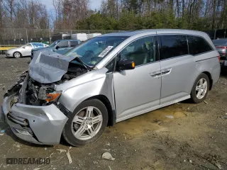 2013 Honda Odyssey Touring with VIN 5FNRL5H97DB085067, listed as a Copart auction lot 48964515 with 182,952 mi miles and Salvage Title. Bid and sale history available at carsss.com. Image 1.