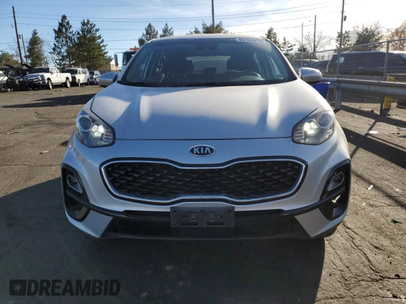 2020 Kia Sportage LX with VIN KNDPMCAC5L7733895, listed as a Copart auction lot 86403014 with 70,844 mi miles and Clean Title. Bid and sale history available at carsss.com. Image 5.