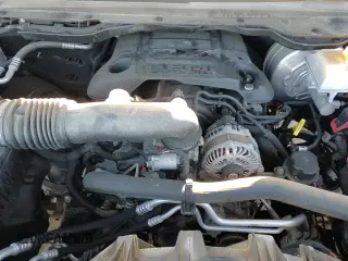 2020 Ram 1500 Laramie z VIN 1C6SRFJTXLN255067, wystawiony jako Copart lot #85687505 z przebiegiem 73 820 mil mil oraz Szkoda całkowita • Salvage title. Historia ofert i sprzedaży dostępna na DreamBid. Obrazek 15.