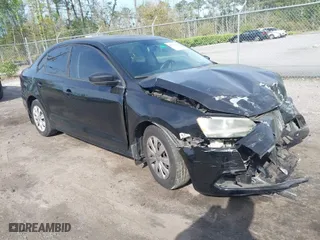 2012 Volkswagen Jetta Sedan S with VIN 3VW2K7AJ8CM370811, listed as a IAAI auction lot 41903743 with 200,519 mi miles. Bid and sale history available at carsss.com. Image 1.
