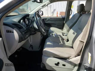 2013 Chrysler Town & Country Touring L with VIN 2C4RC1CG7DR647830, listed as a Copart auction lot 47555005 with 91,284 mi miles and Salvage Title. Bid and sale history available at DreamBid. Image 7.