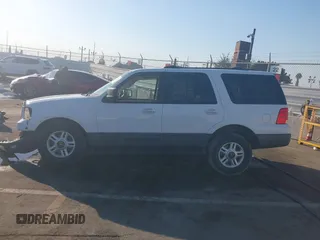 2003 Ford Expedition Special Service with VIN 1FMPU16LX3LB18730, listed as a IAAI auction lot 41291375 with 203,841 mi miles. Bid and sale history available at carsss.com. Image 14.
