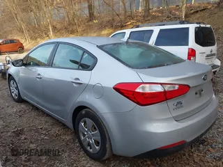 2015 Kia Forte LX with VIN KNAFX4A62F5386526, listed as a IAAI auction lot 41800783 with 124,553 mi miles. Bid and sale history available at carsss.com. Image 3.