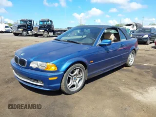 2001 BMW 3 Series 330Ci with VIN WBABS53451EV85982, listed as a IAAI auction lot 41658343 with 66,547 mi miles and . Bid and sale history available at carsss.com. Image 6.