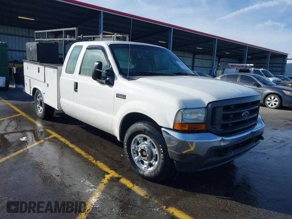 2004 Ford Super Duty F-250 XL with VIN 1FTNX20L44EC45528, listed as a IAAI auction lot 41598042 with 2,163,017 mi miles. Bid and sale history available at carsss.com. Image 1.