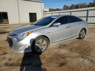 2013 Hyundai Sonata with VIN KMHEC4A45DA100032, listed as a Copart auction lot 46705995 with 124,544 mi miles and Salvage Title. Bid and sale history available at carsss.com. Image 1.