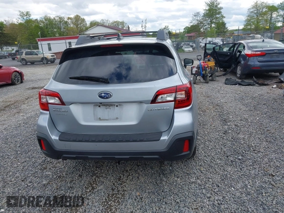 2018 Subaru Outback Premium z VIN 4S4BSAFC4J3257300, wystawiony jako IAAI lot #42175999 z przebiegiem 76 451 mil mil oraz . Historia ofert i sprzedaży dostępna na DreamBid. Obrazek 16.