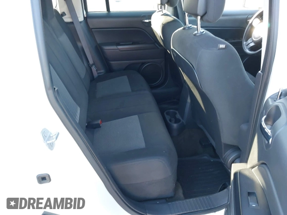 2016 Jeep Patriot Sport with VIN 1C4NJPBA1GD747238, listed as a IAAI auction lot 41417746 with 172,001 mi miles and . Bid and sale history available at carsss.com. Image 8.