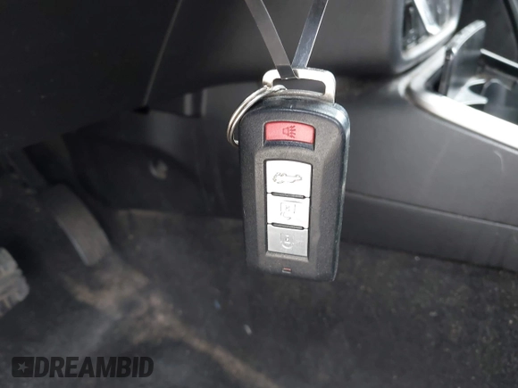 2019 Mitsubishi Outlander SE z VIN JA4AD3A30KZ033978, wystawiony jako IAAI lot #42315448 z przebiegiem 131 906 mil mil oraz . Historia ofert i sprzedaży dostępna na DreamBid. Obrazek 11.