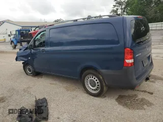 2017 Mercedes-Benz Metris Cargo z VIN WD3PG2EA2H3334686, wystawiony jako Copart lot #52012805 z przebiegiem Nie podano mil oraz Szkoda całkowita • Salvage title. Historia ofert i sprzedaży dostępna na DreamBid. Obrazek 2.