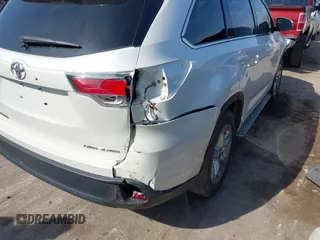 2016 Toyota Highlander Limited with VIN 5TDDKRFH5GS337705, listed as a IAAI auction lot 42037983 with 79,149 mi miles and . Bid and sale history available at DreamBid. Image 6.