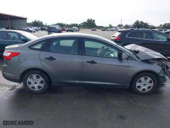 2013 Ford Focus S with VIN 1FADP3E25DL269016, listed as a IAAI auction lot 41323358 with NaN miles. Bid and sale history available at carsss.com. Image 14.