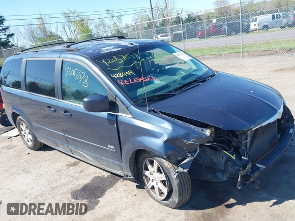 2008 Chrysler Town & Country Touring with VIN 2A8HR54P68R787835, listed as a IAAI auction lot 42057078 with Not Provided miles and . Bid and sale history available at carsss.com. Image 1.