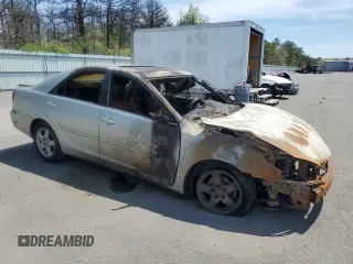 2004 Toyota Camry LE z VIN JTDBE32K740250691, wystawiony jako Copart lot #55793225 z przebiegiem Nie podano mil oraz Szkoda całkowita • Salvage title. Historia ofert i sprzedaży dostępna na DreamBid. Obrazek 4.
