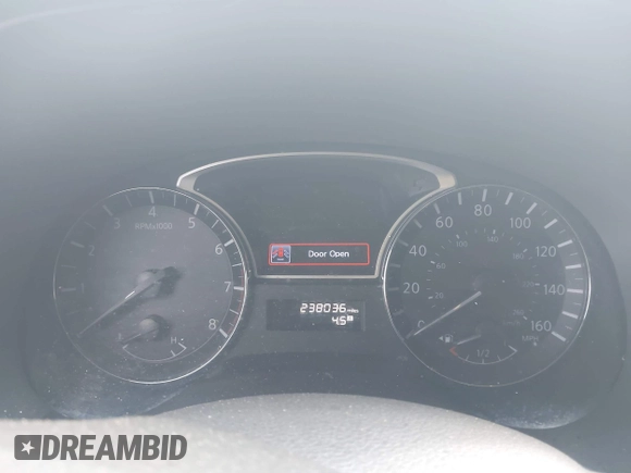 2014 Nissan Pathfinder SV with VIN 5N1AR2MM6EC650715, listed as a IAAI auction lot 42716719 with 238,036 mi miles and . Bid and sale history available at DreamBid. Image 7.