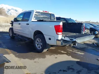 2013 Nissan Titan S with VIN 1N6AA0EC0DN306674, listed as a IAAI auction lot 41840347 with 139,551 mi miles. Bid and sale history available at carsss.com. Image 3.