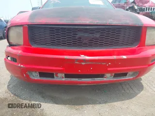 2007 Ford Mustang Deluxe с VIN 1ZVFT84N675212224, выставлен на аукционе IAAI как лот 42410643 с пробегом Не указан миль и . История ставок и продаж доступна на DreamBid. Изображение 12.