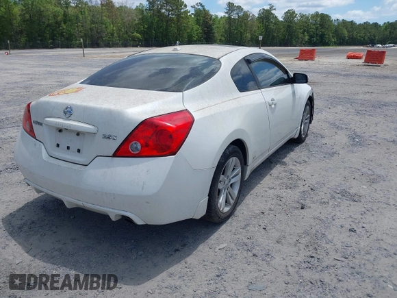 2012 Nissan Altima 2.5 S with VIN 1N4AL2EP5CC113044, listed as a IAAI auction lot 42143104 with 189,339 mi miles. Bid and sale history available at carsss.com. Image 4.