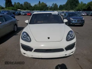 2012 Porsche Cayenne S Hybrid with VIN WP1AE2A25CLA90443, listed as a Copart auction lot 60108595 with 141,595 mi miles and Clean title. Bid and sale history available at DreamBid. Image 5.