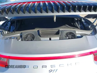 2019 Porsche 911 Carrera with VIN WP0CA2A92KS129254, listed as a IAAI auction lot 41392032 with 26,153 mi miles. Bid and sale history available at carsss.com. Image 10.