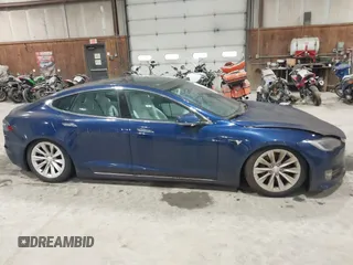 2018 Tesla Model S 75D with VIN 5YJSA1E24JF257817, listed as a IAAI auction lot 41960439 with 61,971 mi miles and . Bid and sale history available at DreamBid. Image 12.