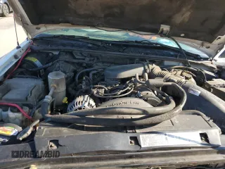 2001 GMC Sonoma SLS w/1SG Pkg with VIN 1GTCS19W518224890, listed as a Copart auction lot 69798054 with 200,891 mi miles and Salvage Title. Bid and sale history available at carsss.com. Image 13.