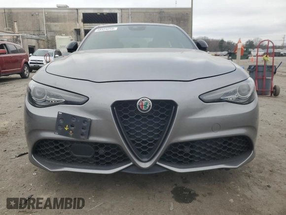 2021 Alfa Romeo Giulia Ti z VIN ZARFANBN5M7643959, wystawiony jako Copart lot #48424255 z przebiegiem 62 075 mil mil oraz Szkoda całkowita • Salvage title. Historia ofert i sprzedaży dostępna na DreamBid. Obrazek 5.