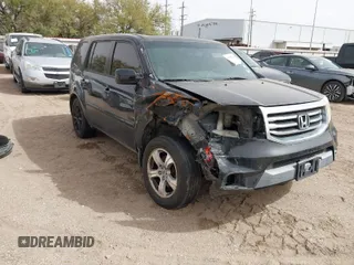 2012 Honda Pilot EX-L with VIN 5FNYF4H6XCB053800, listed as a IAAI auction lot 41806961 with 233,456 mi miles. Bid and sale history available at carsss.com. Image 1.