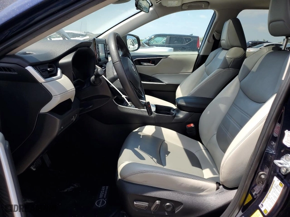 2021 Toyota RAV4 XLE Premium with VIN 2T3C1RFV7MW153560, listed as a Copart auction lot 66951414 with 68,799 mi miles and Salvage Title. Bid and sale history available at carsss.com. Image 7.
