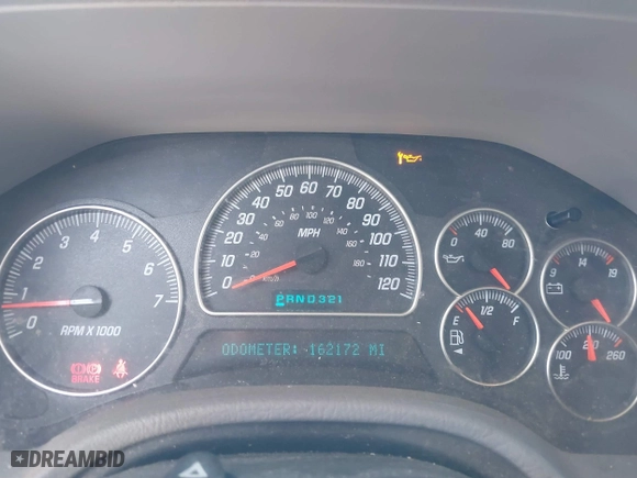 2005 GMC Envoy SLE with VIN 1GKDS13S652390259, listed as a IAAI auction lot 41825258 with 162,172 mi miles. Bid and sale history available at carsss.com. Image 7.