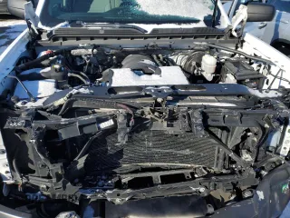 2018 Chevrolet Silverado 1500 Work Truck with VIN 1GCRCNEH2JZ285582, listed as a Copart auction lot 88350275 with 106,901 mi miles and Salvage Title. Bid and sale history available at carsss.com. Image 11.