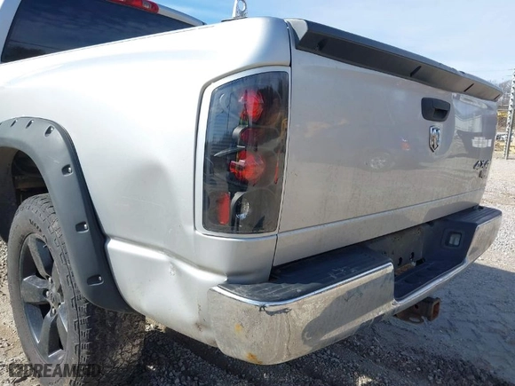 2006 Dodge Ram 1500 SLT with VIN 1D7HU18246S636765, listed as a IAAI auction lot 41486680 with 182,532 mi miles. Bid and sale history available at carsss.com. Image 6.