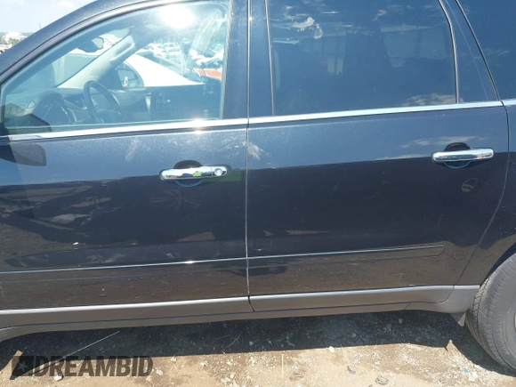 2015 Chevrolet Traverse LT with VIN 1GNKVHKD3FJ153829, listed as a IAAI auction lot 40208737 with 177,593 mi miles and . Bid and sale history available at DreamBid. Image 14.
