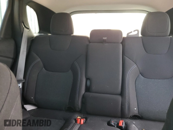 2019 Jeep Cherokee Latitude with VIN 1C4PJMCB8KD417815, listed as a Copart auction lot 84108154 with 43,129 mi miles and Salvage Title. Bid and sale history available at carsss.com. Image 10.