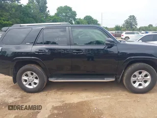 2019 Toyota 4Runner SR5 с VIN JTEBU5JR2K5676586, выставлен на аукционе IAAI как лот 42070642 с пробегом 144 039 миль миль и . История ставок и продаж доступна на DreamBid. Изображение 13.