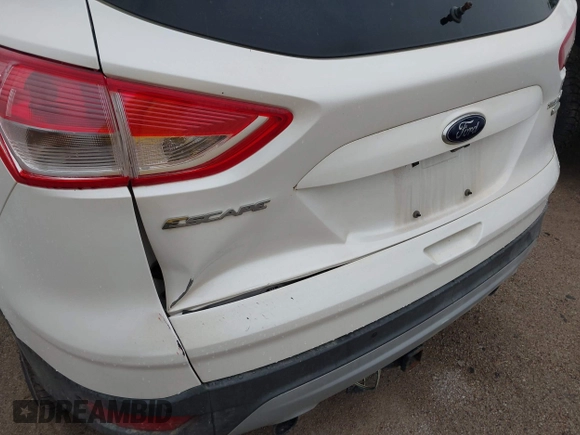 2013 Ford Escape Titanium z VIN 1FMCU9J96DUA59051, wystawiony jako IAAI lot #42628711 z przebiegiem Nie podano mil oraz . Historia ofert i sprzedaży dostępna na DreamBid. Obrazek 6.