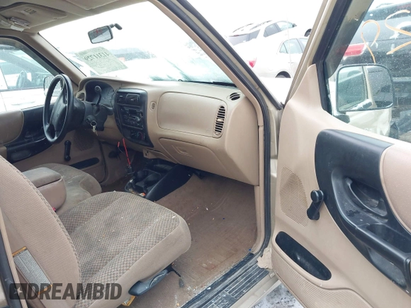 1999 Ford Ranger XL with VIN 1FTYR10V4XUB79205, listed as a IAAI auction lot 41311729 with 160,635 mi miles. Bid and sale history available at carsss.com. Image 5.