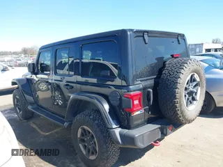 2019 Jeep Wrangler Unlimited Rubicon with VIN 1C4HJXFN1KW679028, listed as a IAAI auction lot 41654887 with 32,247 mi miles and . Bid and sale history available at DreamBid. Image 3.