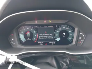2024 Audi Q3 S line Premium Plus z VIN WA1EECF33R1086173, wystawiony jako IAAI lot #41741276 z przebiegiem 8987 mil mil oraz . Historia ofert i sprzedaży dostępna na DreamBid. Obrazek 7.