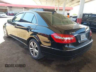 2010 Mercedes-Benz E-Class E 350 Luxury with VIN WDDHF5GB4AA034028, listed as a IAAI auction lot 42044612 with 202,113 mi miles. Bid and sale history available at carsss.com. Image 3.