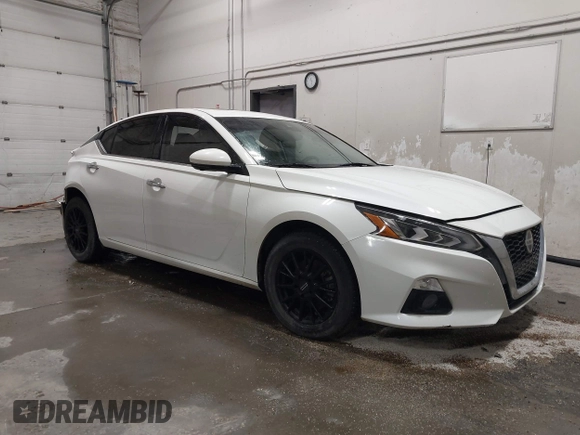 2019 Nissan Altima 2.5 Platinum with VIN 1N4BL4FW7KN304666, listed as a IAAI auction lot 41255237 with 36,863 mi miles. Bid and sale history available at carsss.com. Image 1.