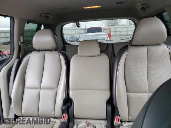 2017 Kia Sedona EX with VIN KNDMC5C11H6272334, listed as a Copart auction lot 46475915 with 205,171 mi miles and Clean Title. Bid and sale history available at carsss.com. Image 10.