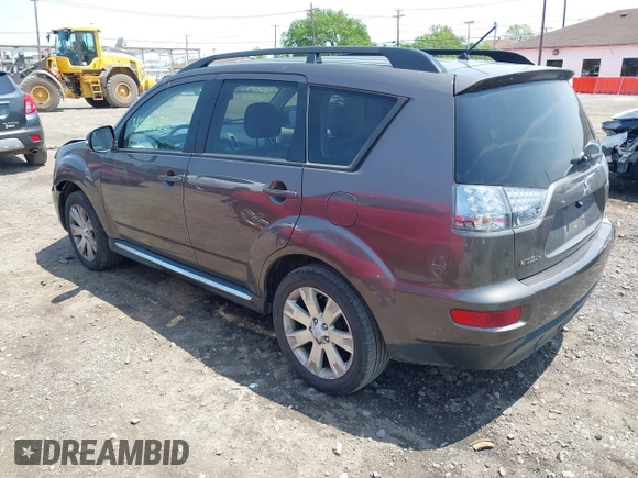 2010 Mitsubishi Outlander z VIN JA4AT3AW5AZ008425, wystawiony jako IAAI lot #42396551 z przebiegiem 134 165 mil mil oraz . Historia ofert i sprzedaży dostępna na DreamBid. Obrazek 3.