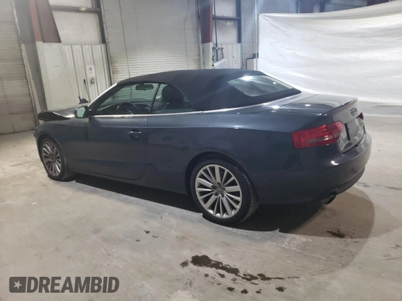 2010 Audi A5 Premium Plus z VIN WAULFAFH5AN021376, wystawiony jako Copart lot #85191434 z przebiegiem 57 629 mil mil oraz Czysty tytuł • Clean title. Historia ofert i sprzedaży dostępna na DreamBid. Obrazek 2.
