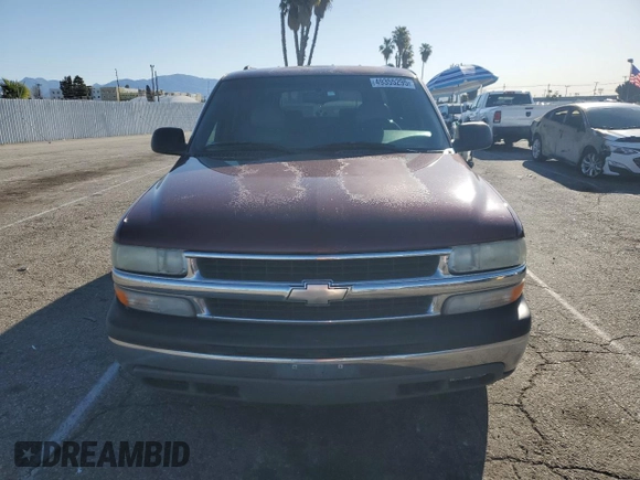 2000 Chevrolet Suburban LT with VIN 3GNFK16T4YG147769, listed as a Copart auction lot 49355295 with 267,164 mi miles and Clean Title. Bid and sale history available at carsss.com. Image 5.